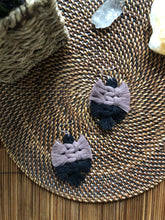 Load image into Gallery viewer, Dahon &quot;Leaf&quot; Earrings
