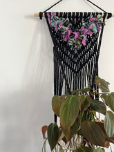 Load image into Gallery viewer, ULTRAVIOLET - Macramé Plant Hanger - Wall Hanging

